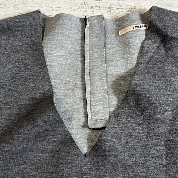 J Brand Top Size L - Picture 4 of 9